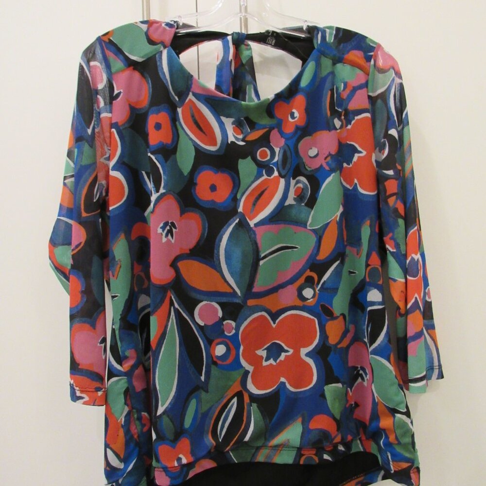 RIU Flowery Blouse Top